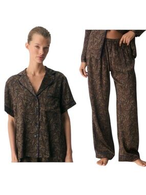 Aritzia NWT 
Nightside Silk Pajama Pant & Top in Size S